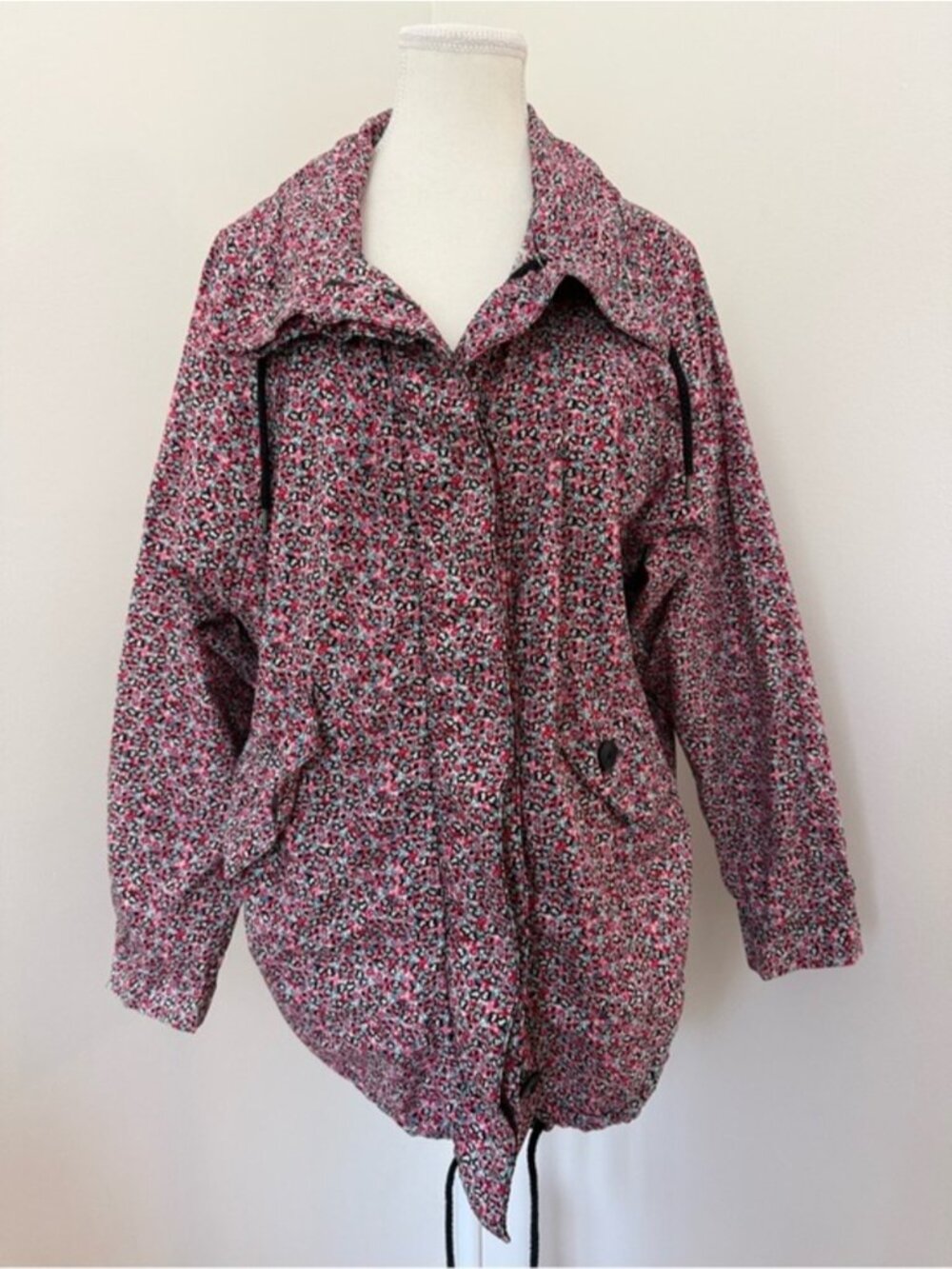MONKI Cotton Floral Print Jacket Size Small